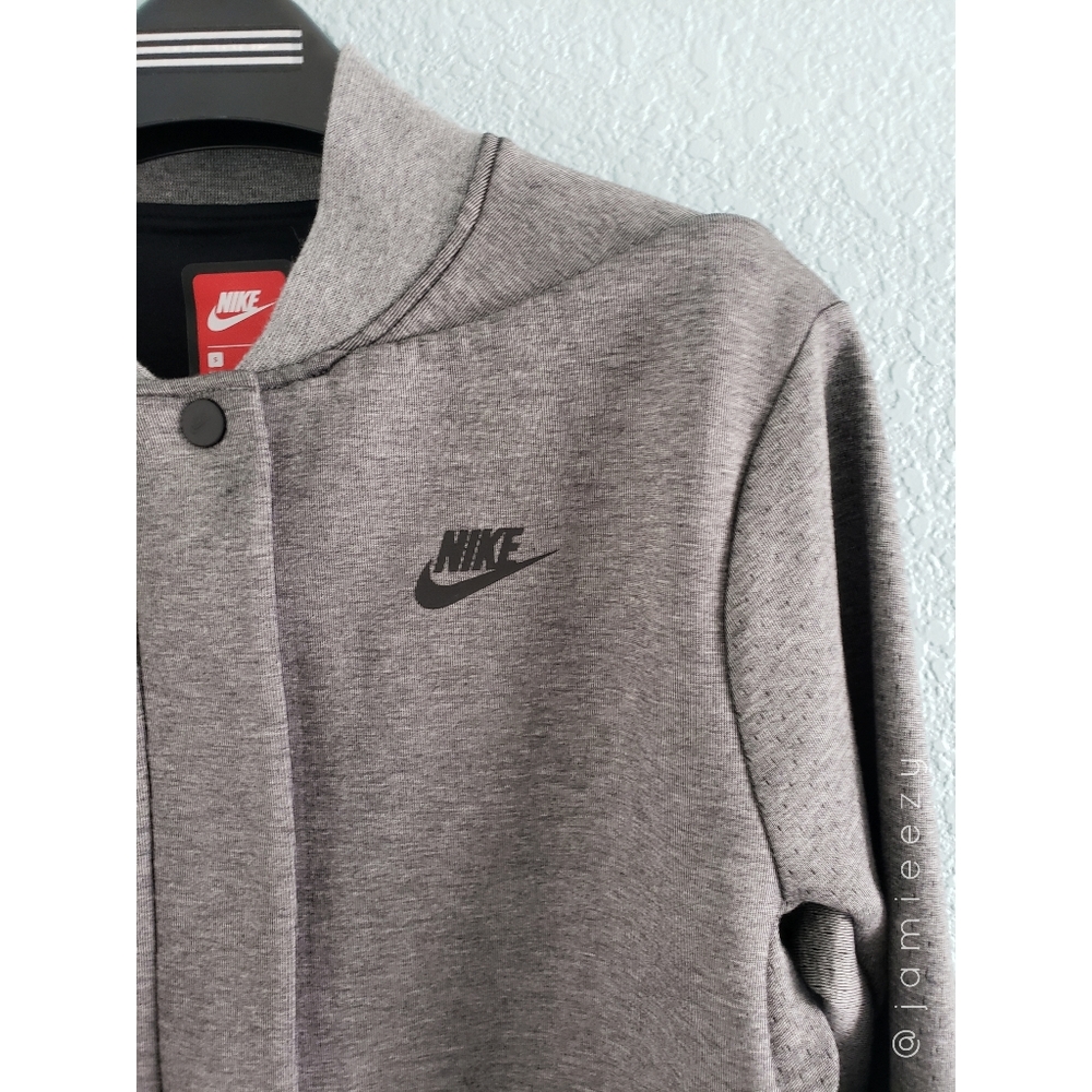 Nike Sportswear | Tech Fleece "Destroyer" Jacket - Picture 2 of 11